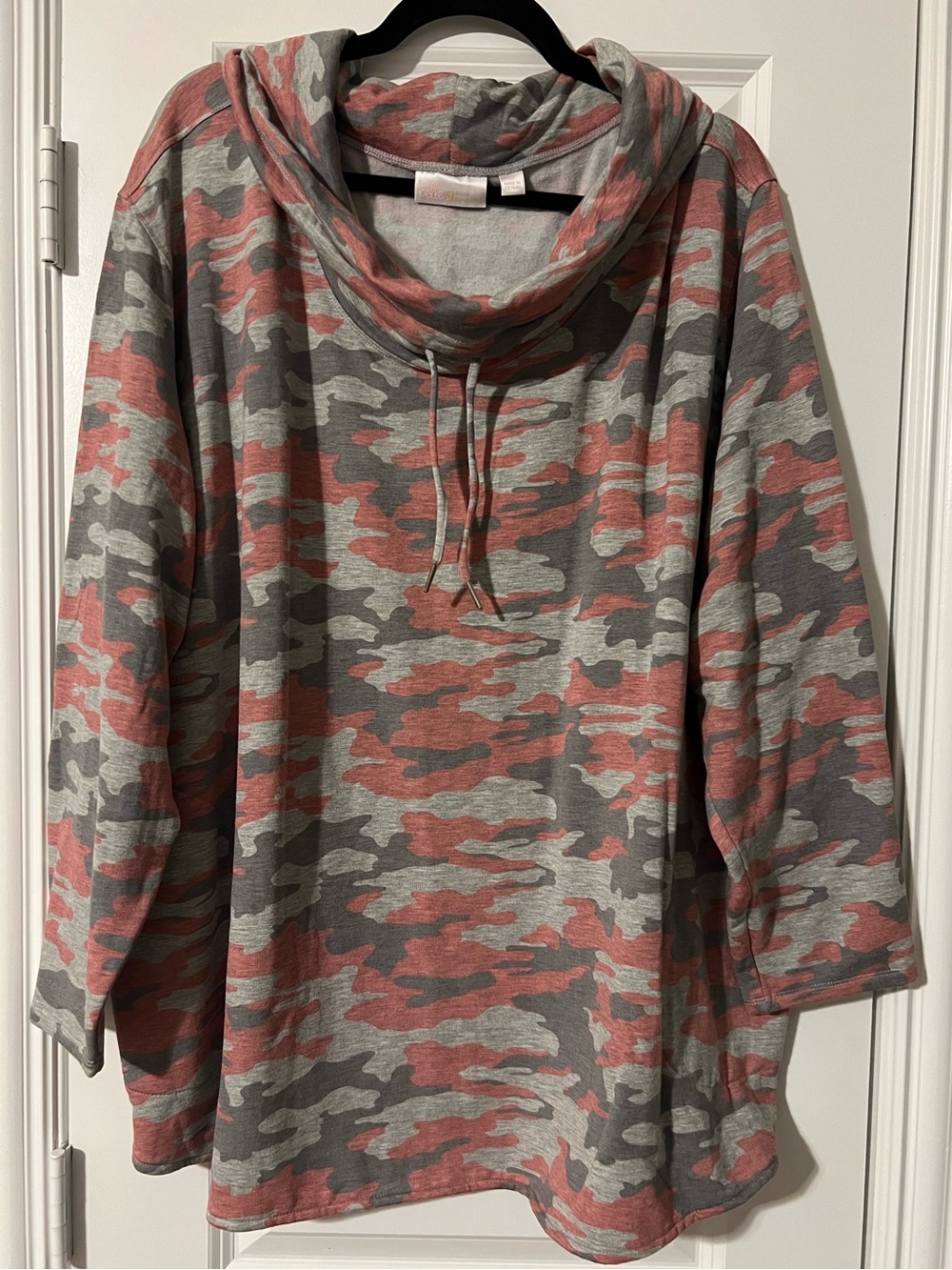 Cowl Neck Camouflage Pullover in Pink & Gray